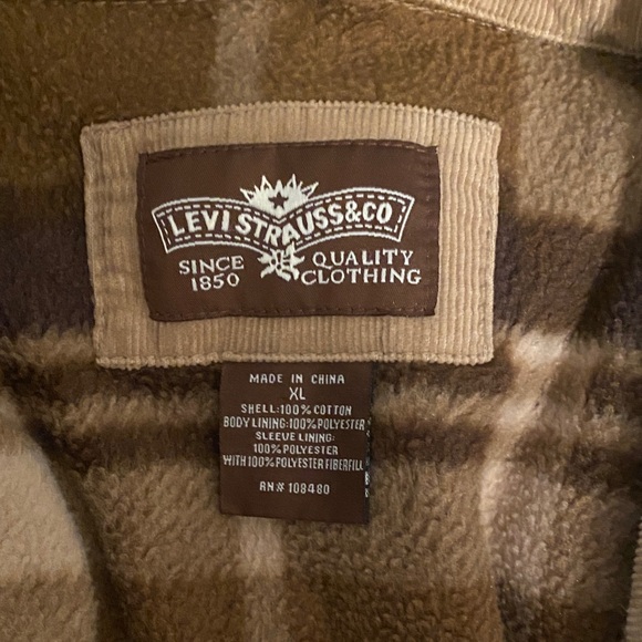 Levi's Men’s Tan Corduroy Jacket with Plaid Lining - Picture 4 of 4